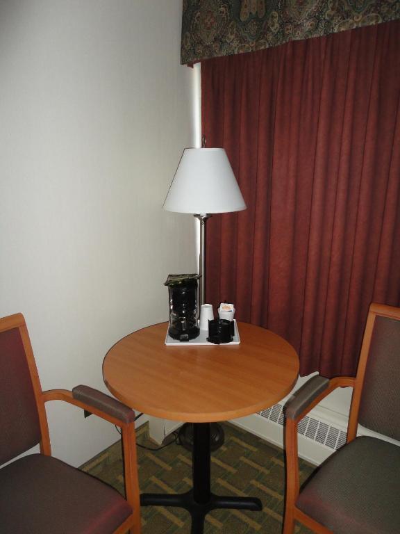 Travelodge By Wyndham East Hotel