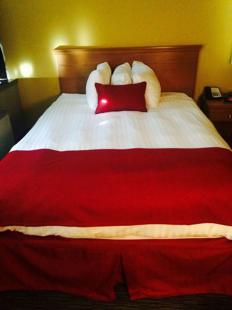 Sands & 3* Edmonton