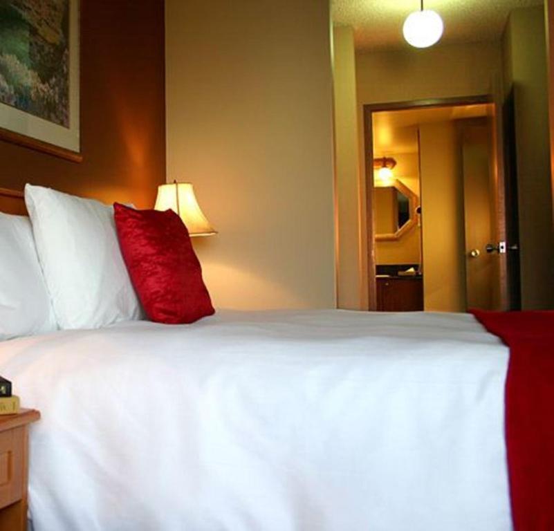 Alberta Place 3* Edmonton