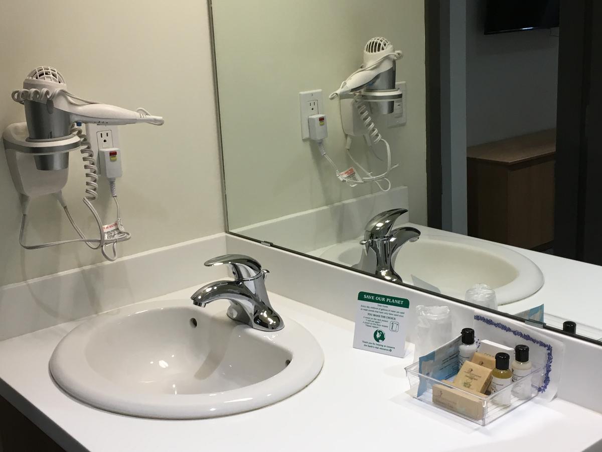 University Of Alberta - Plh Hotel