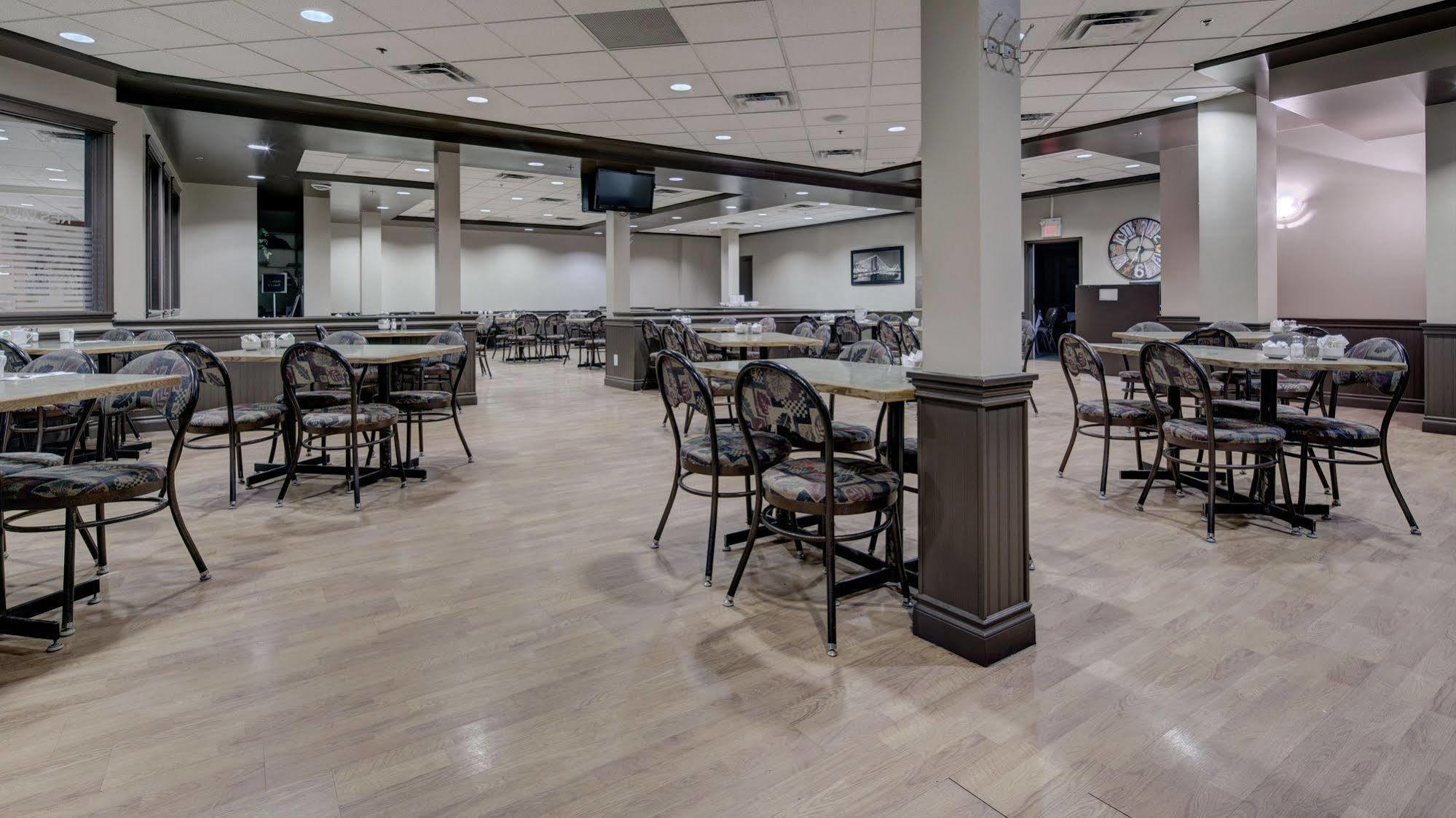 Sands & Hotel Edmonton