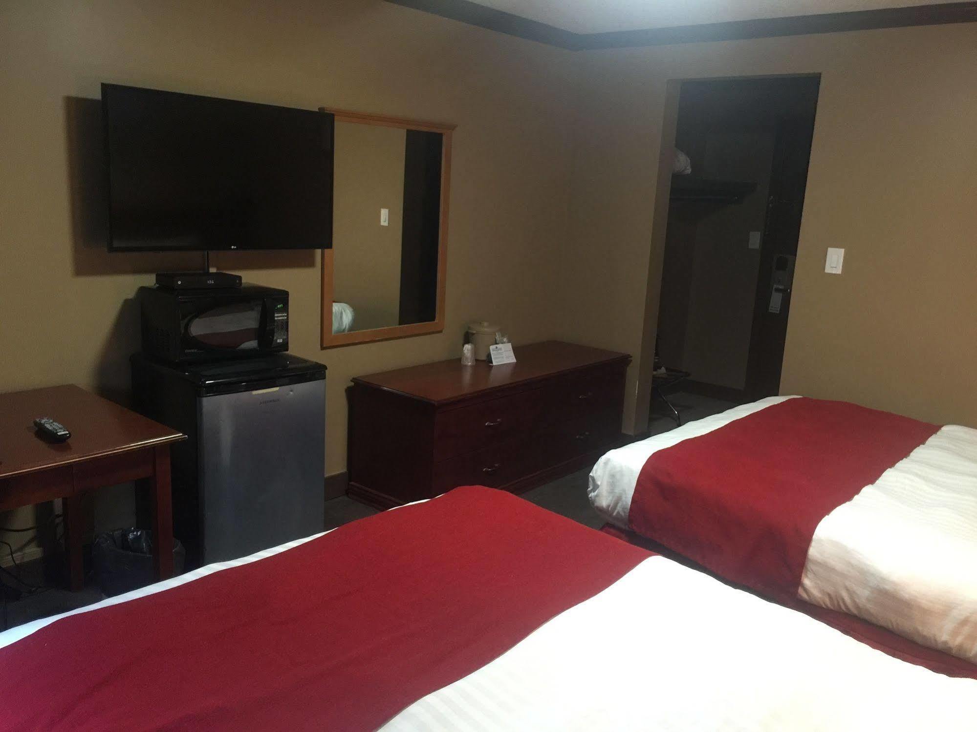 Sands & Hotel Edmonton