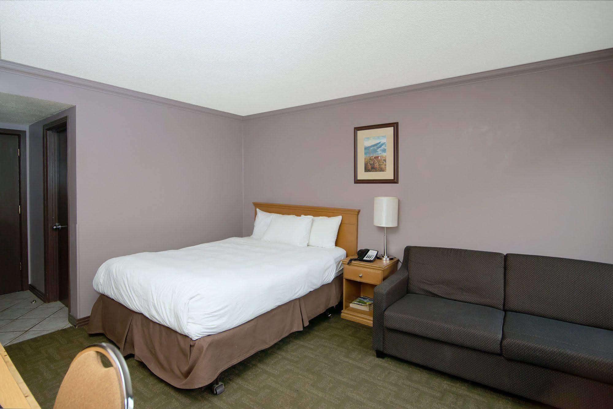 Hotel Sands & 3*