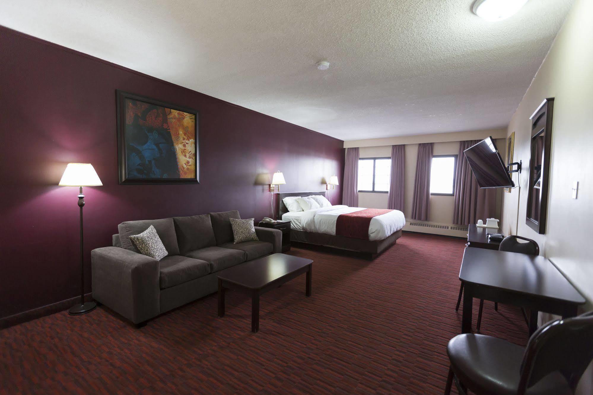 Argyll Plaza 2* Edmonton