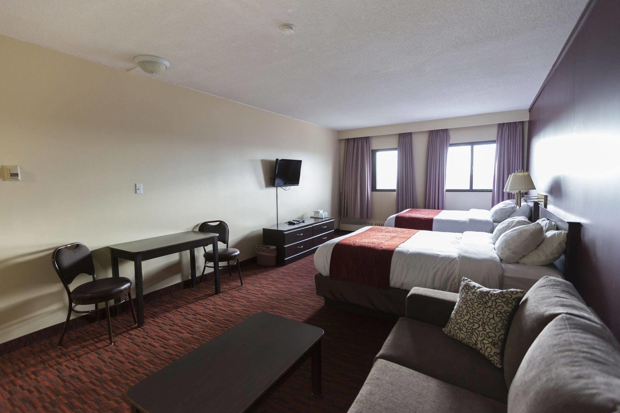 Argyll Plaza Hotel 2*
