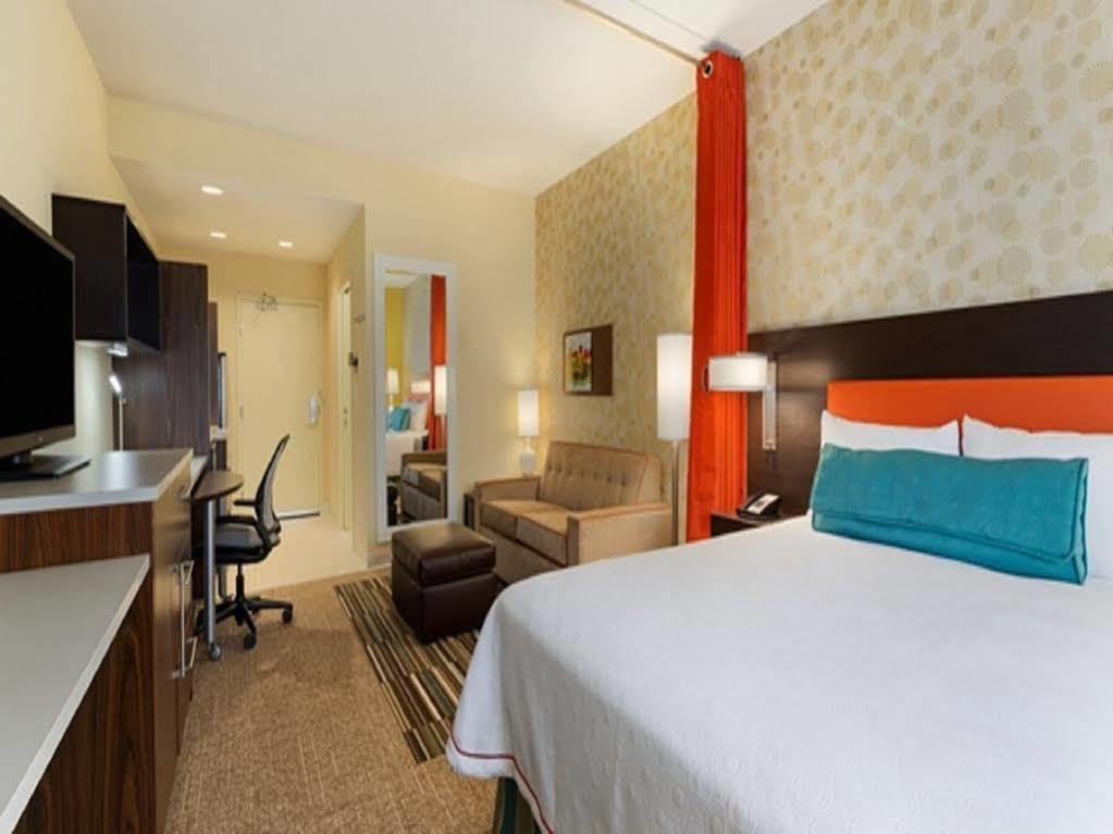 Hotel Home2 By Hilton West Edmonton