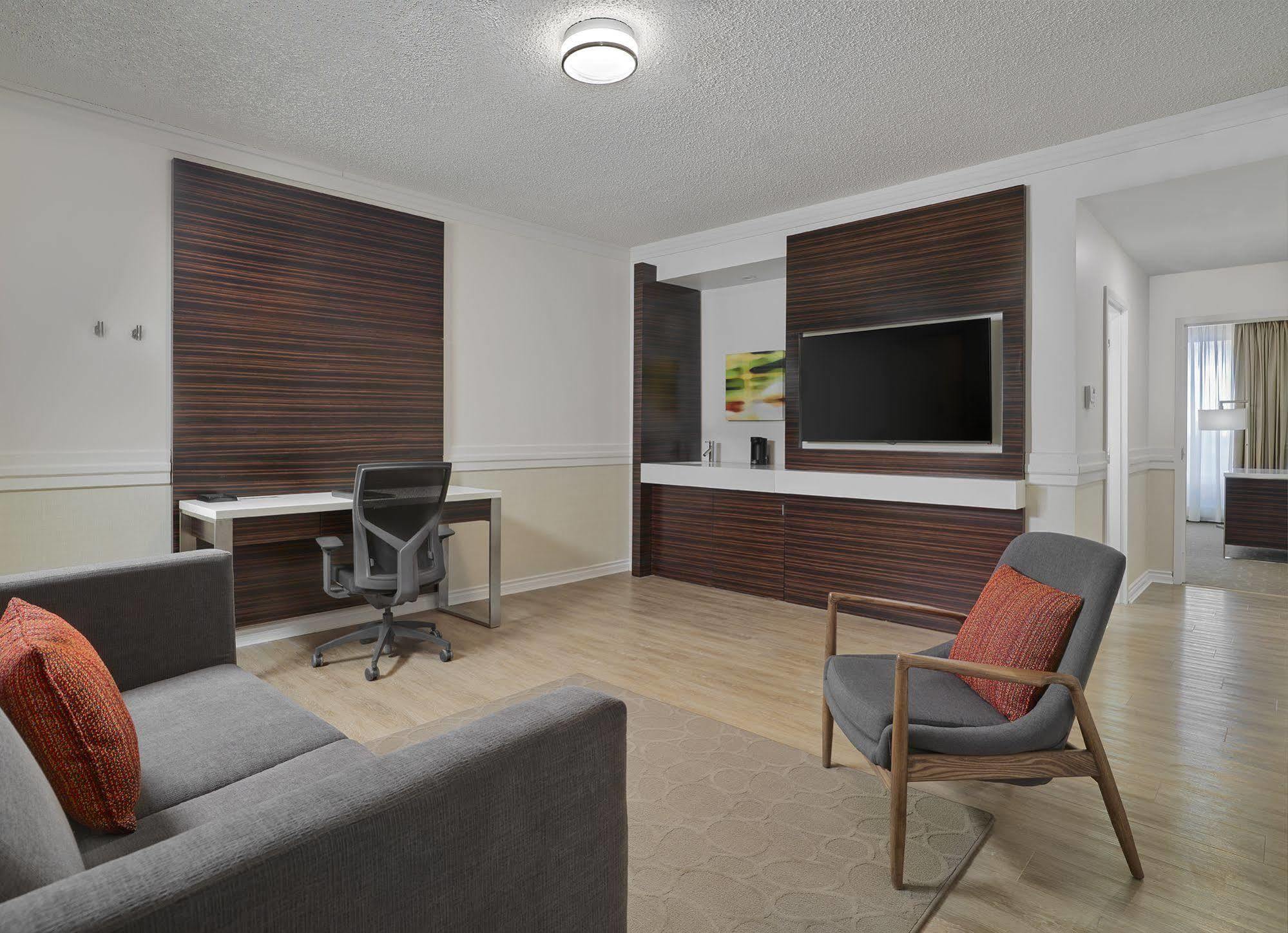 Delta By Marriott Centre Hotel Edmonton