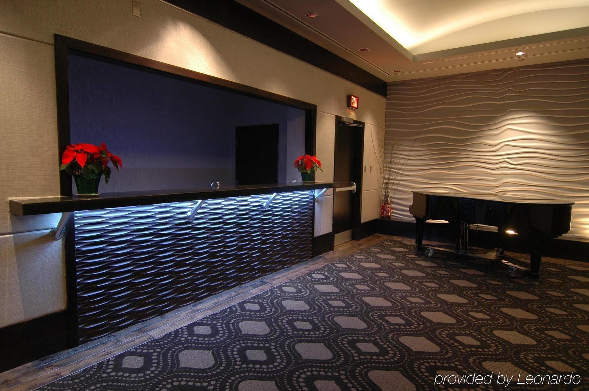 Delta By Marriott Centre