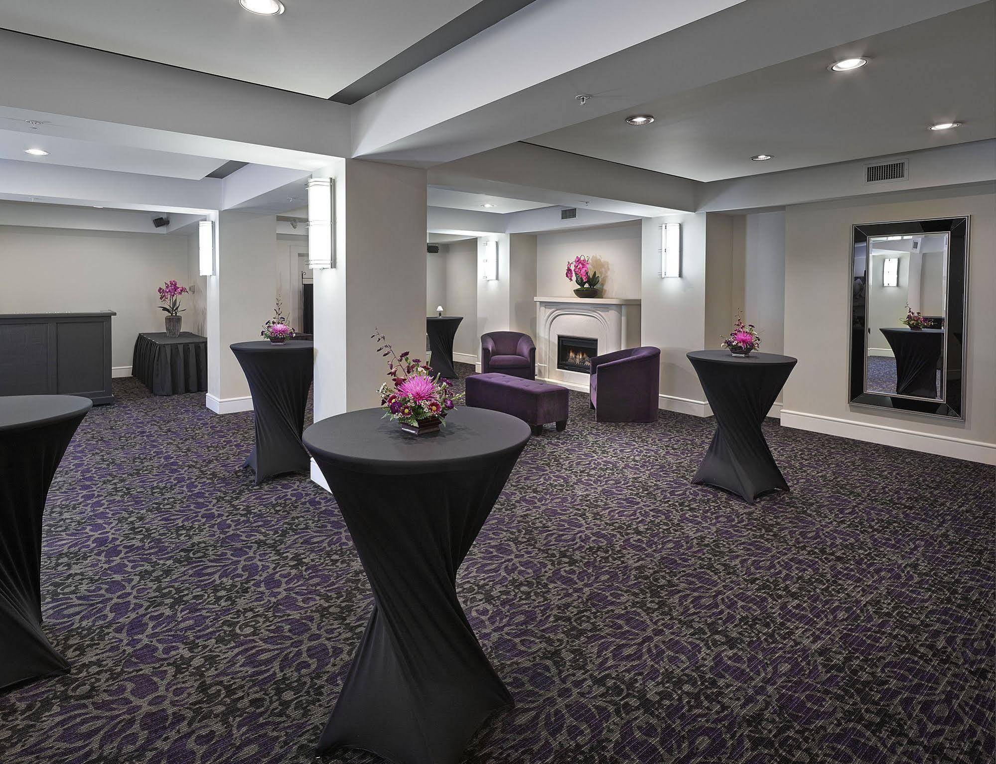 Hotel Union Bank 4*
