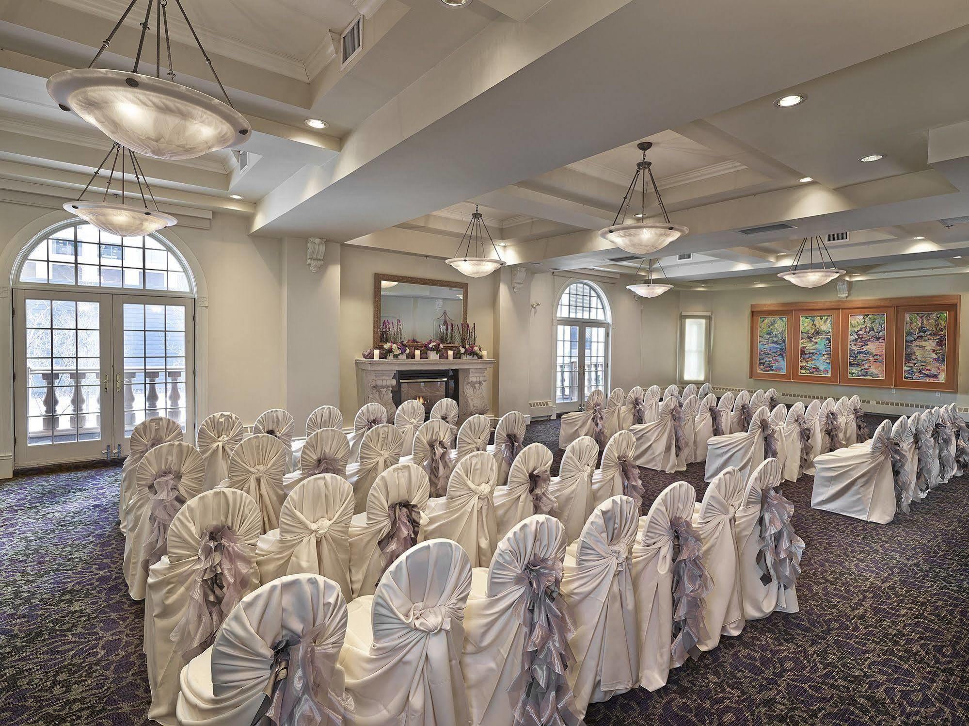 Hotel Union Bank 4*