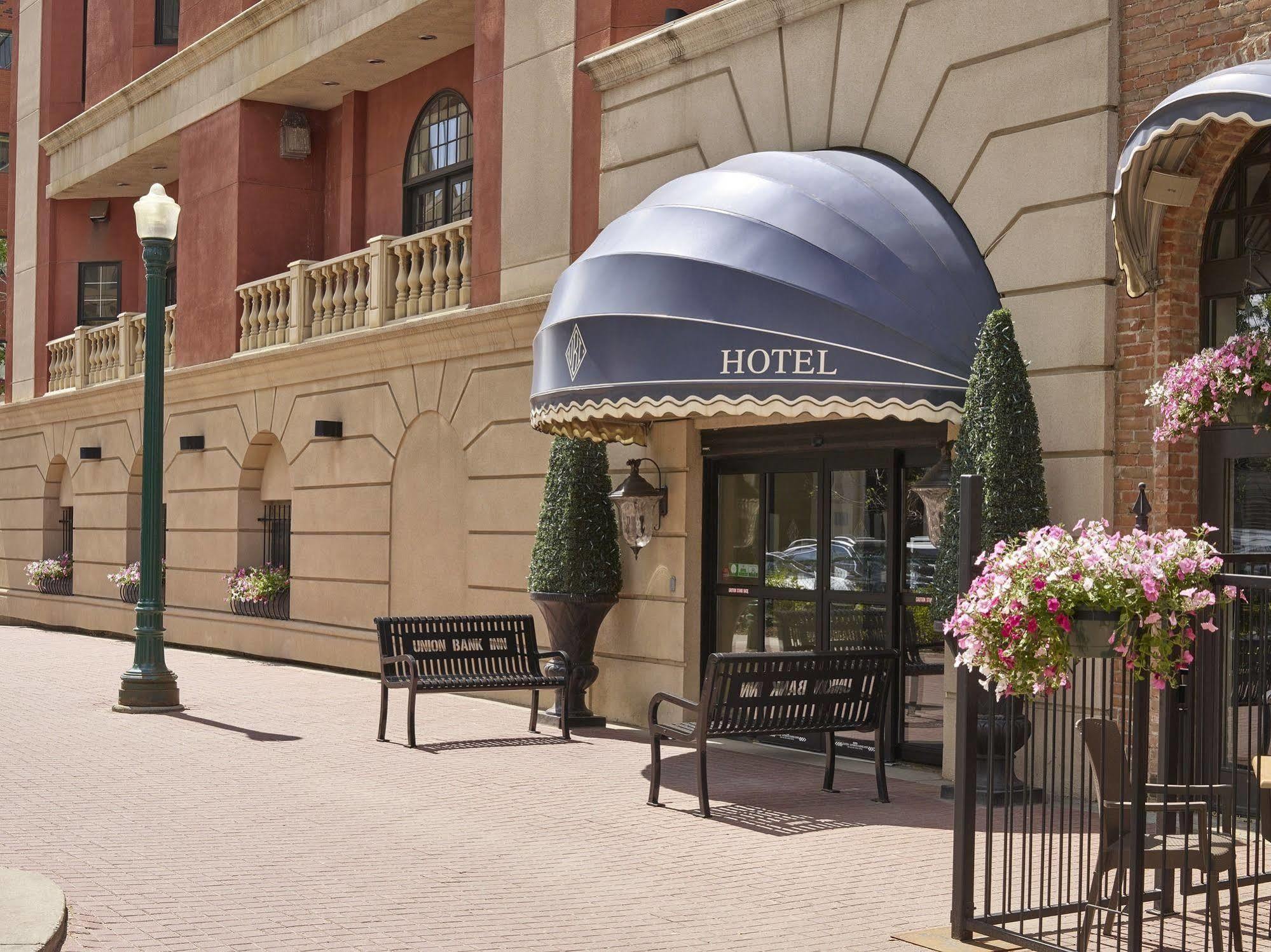 Union Bank 4* Edmonton