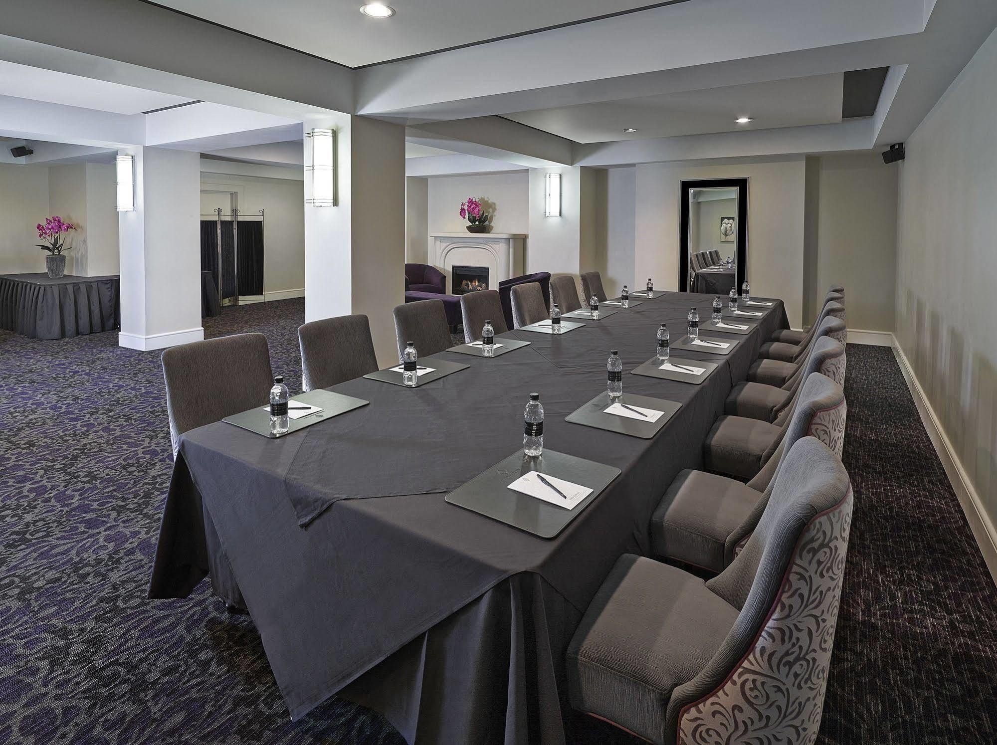 Hotel Union Bank Edmonton