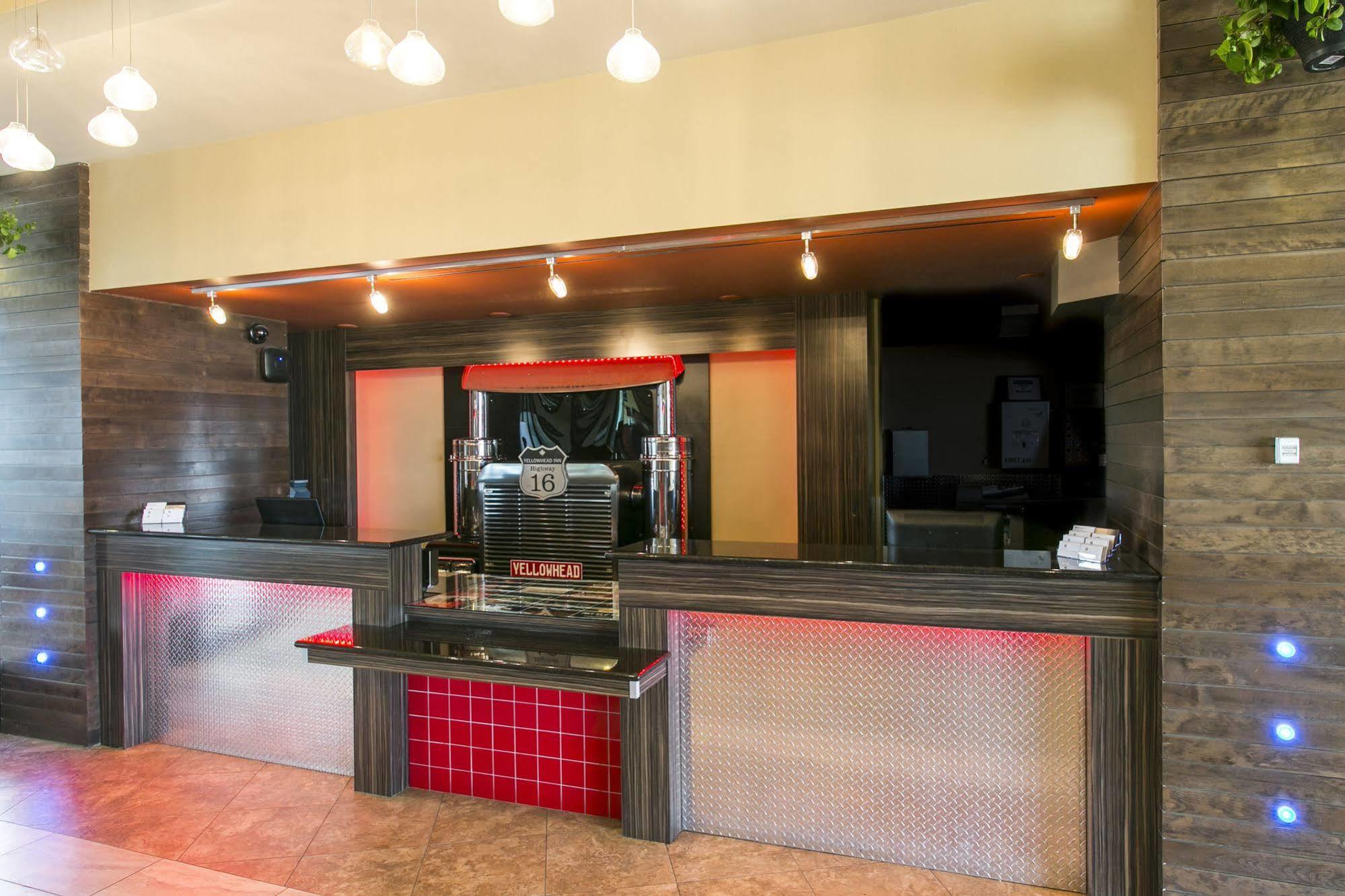 Ramada By Wyndham Yellowhead Nw Edmonton