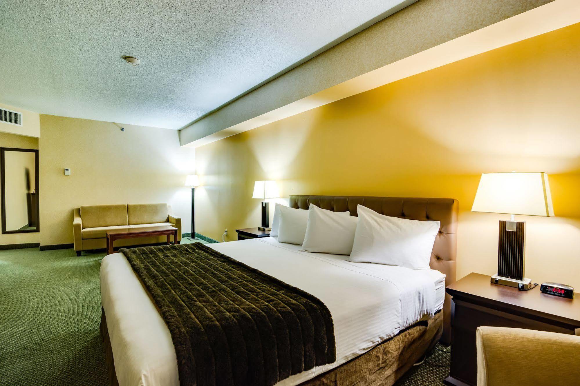 Sawridge And Conference Centre South Edmonton