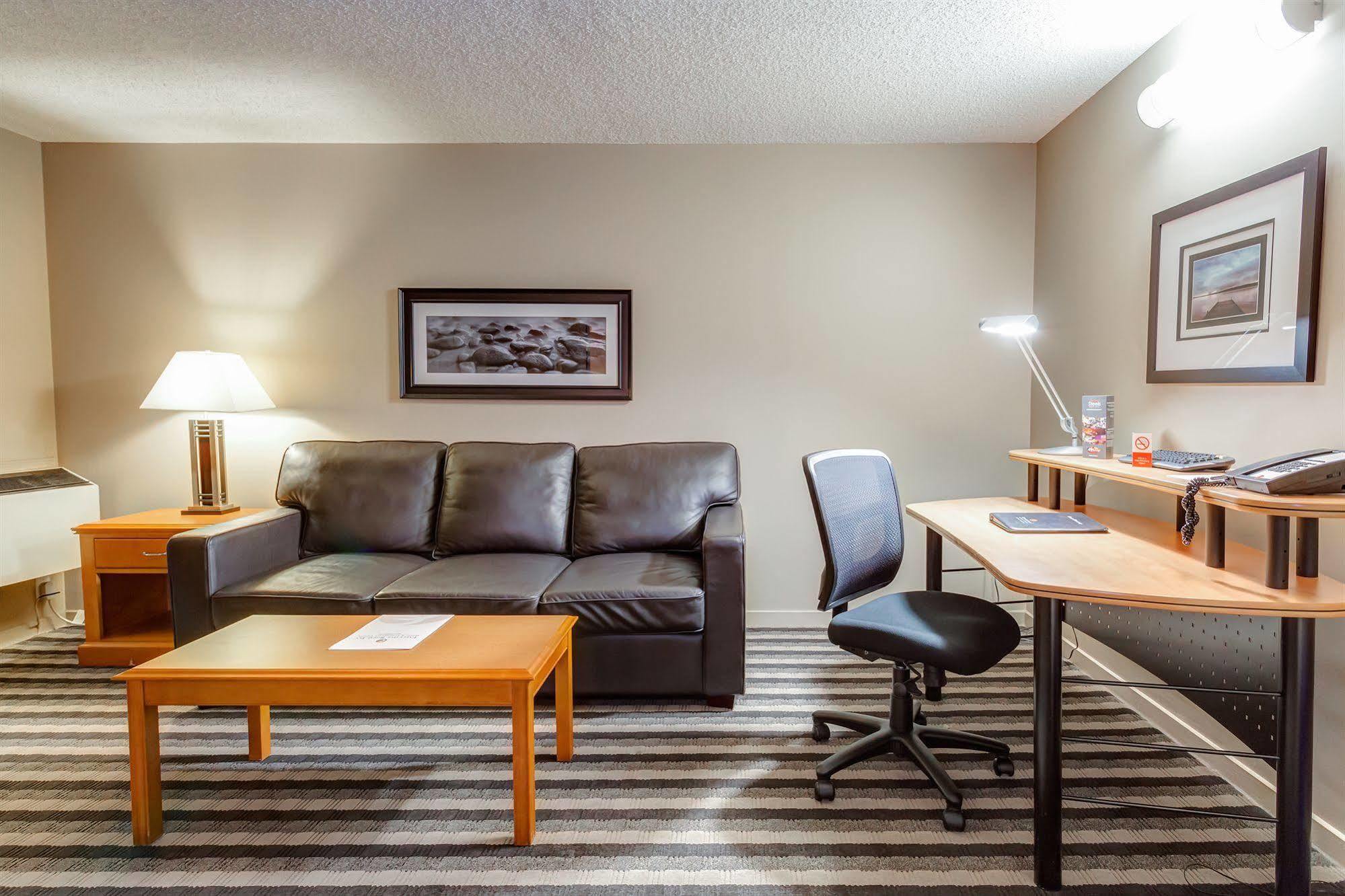 Royal West Edmonton, Trademark Collection By Wyndham 3*