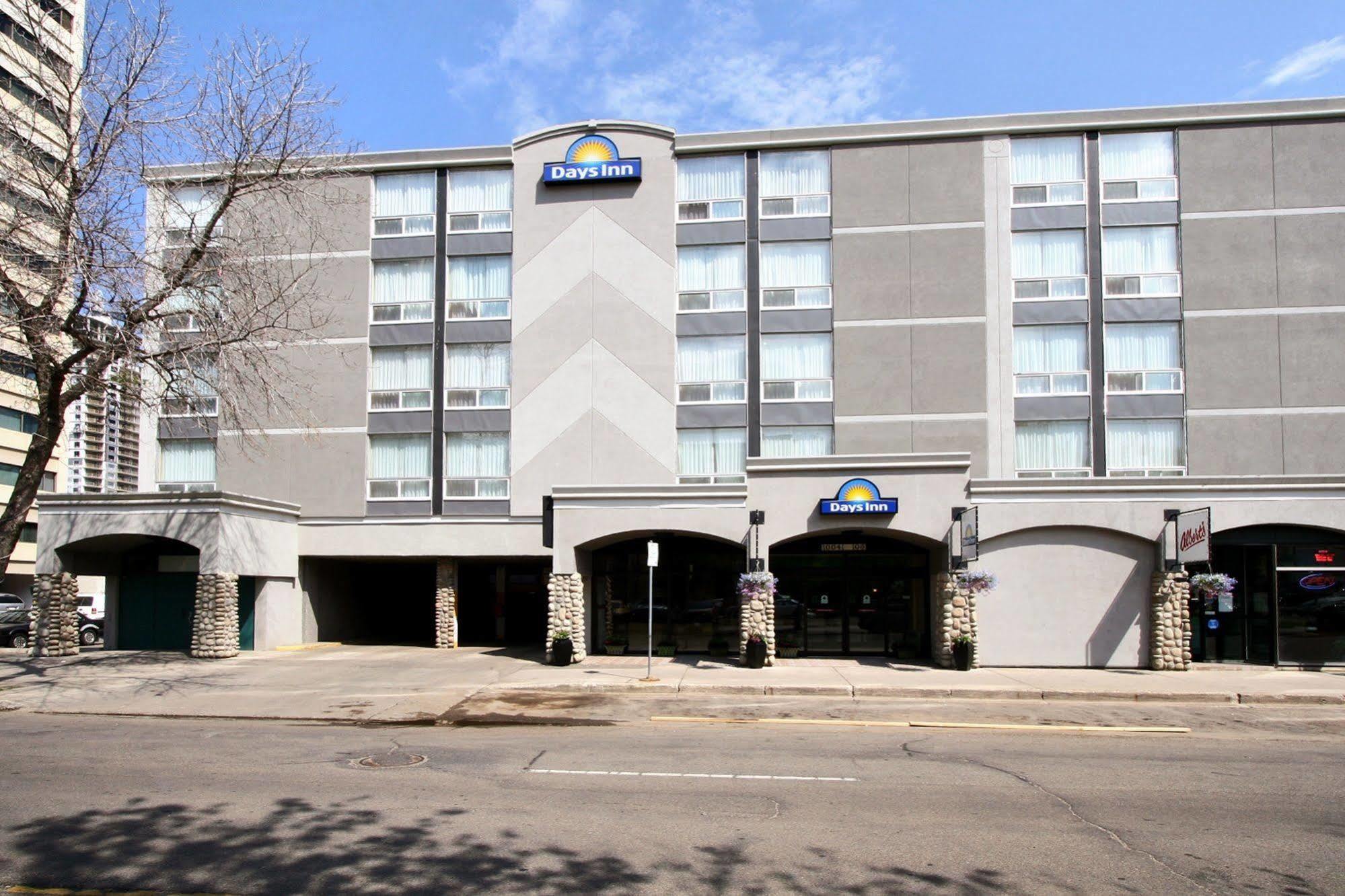 Days By Wyndham Downtown Hotel Edmonton