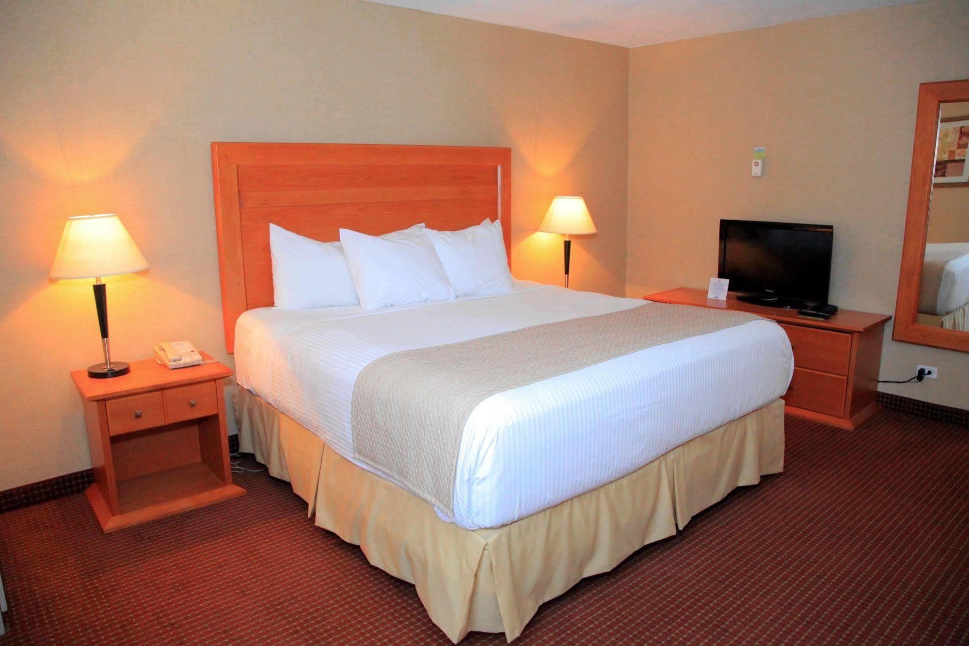 Hotel Days By Wyndham Downtown 3*