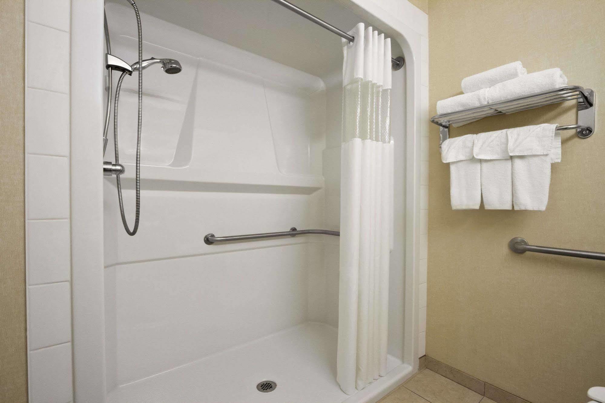 Days By Wyndham South 3*