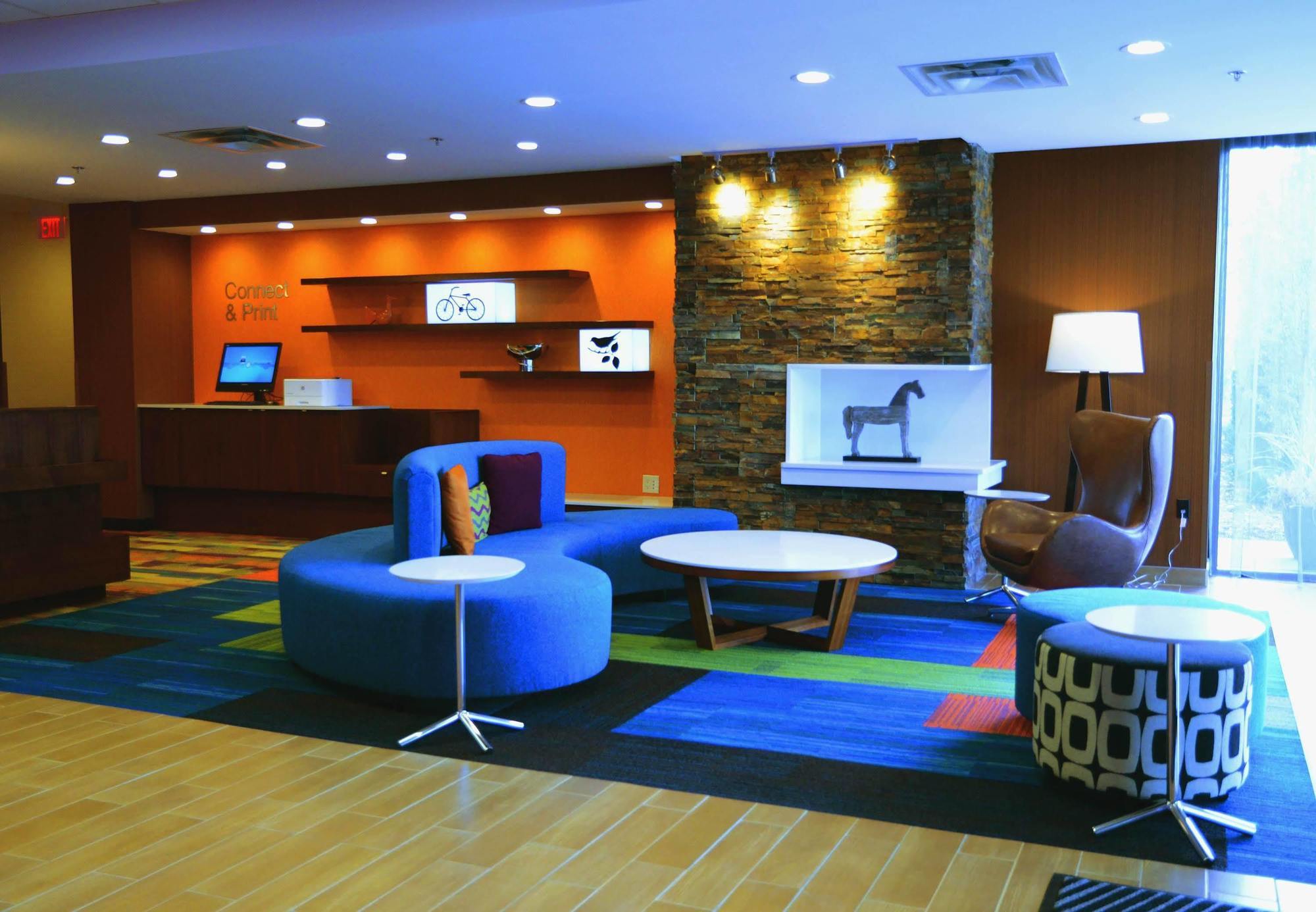 Hotel Fairfield & By Marriott North Edmonton