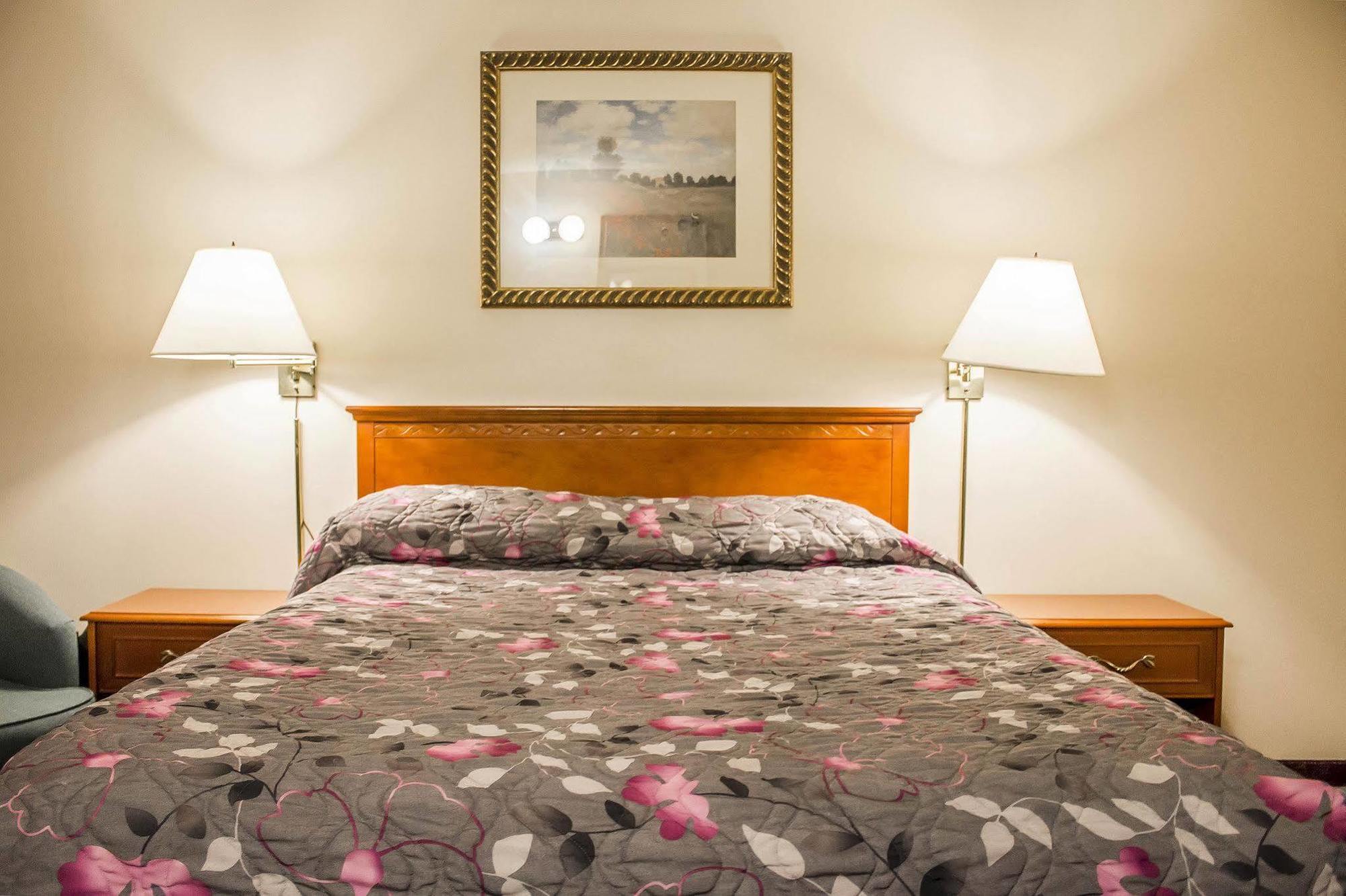 Economy Hotel 2*