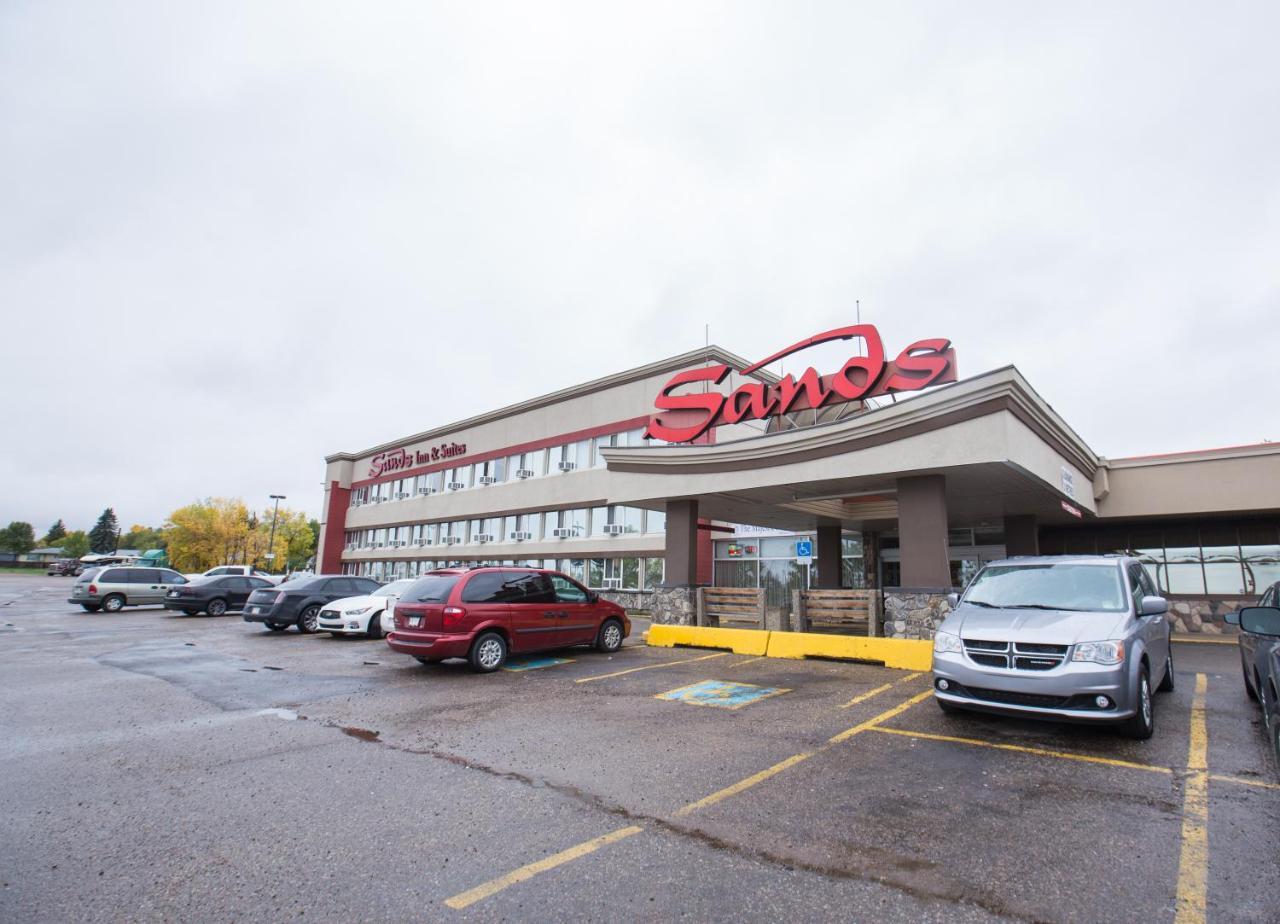 Hotel Sands & Edmonton