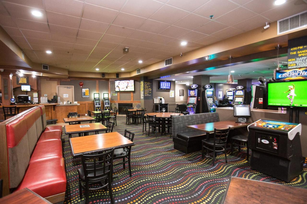 Sands & 3* Edmonton