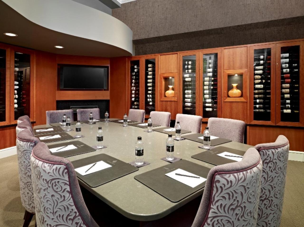 Hotel Union Bank 4*