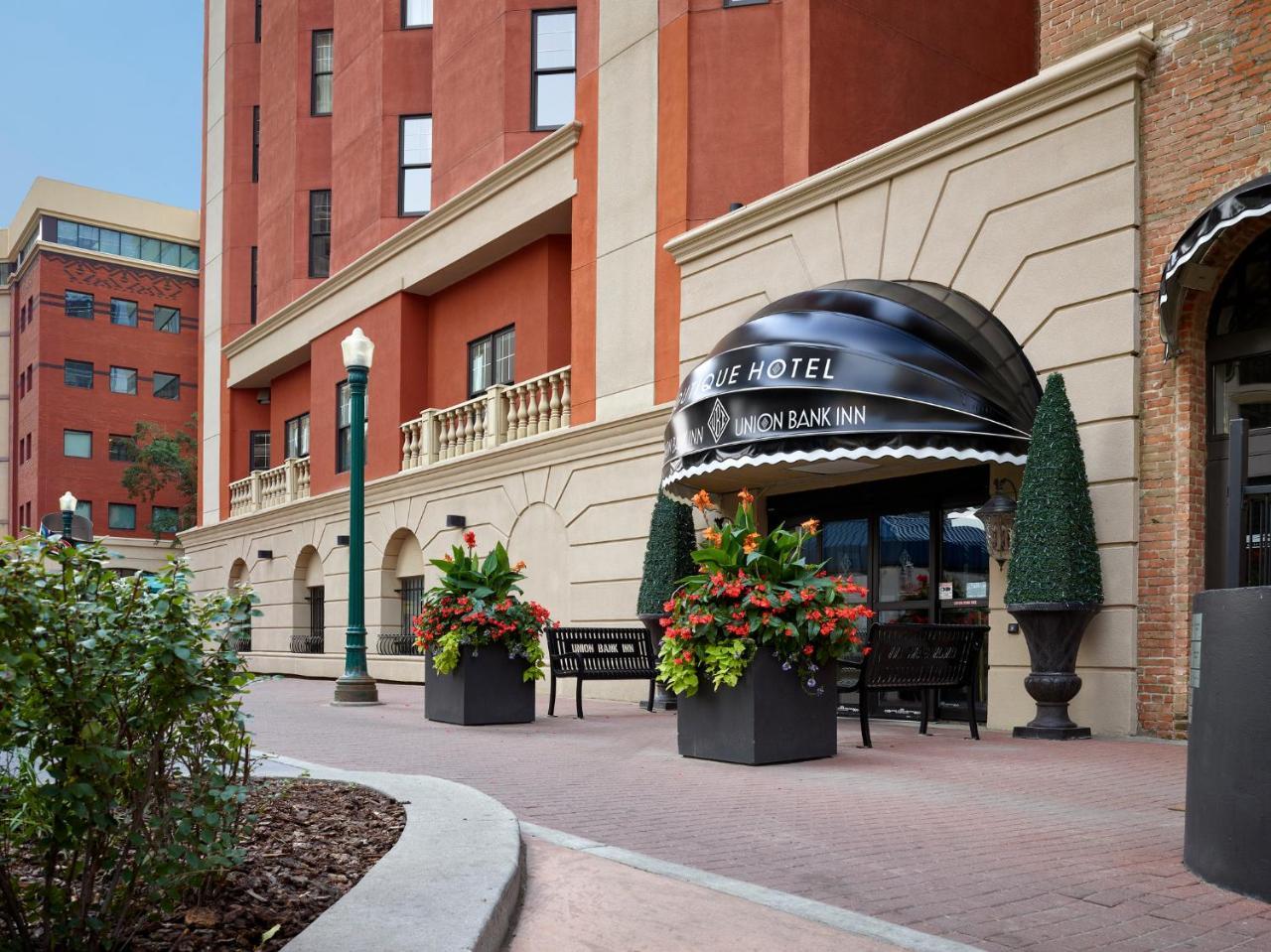 Union Bank Hotel Edmonton