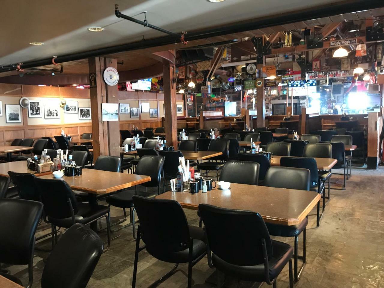 Airways Country Inn 3*