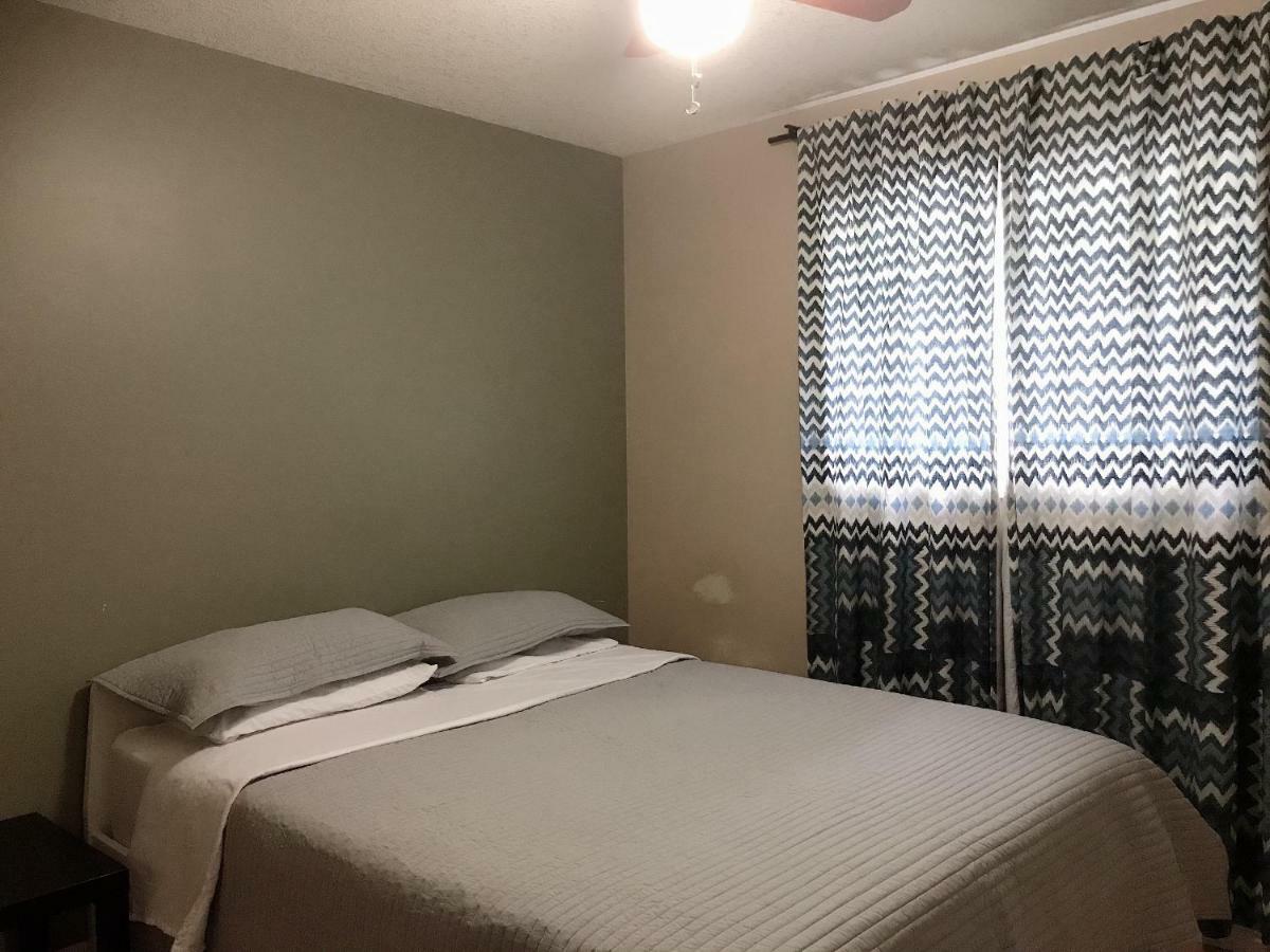 Edmonton Guest House Guest house Edmonton