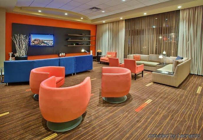 Courtyard By Marriott Downtown Edmonton