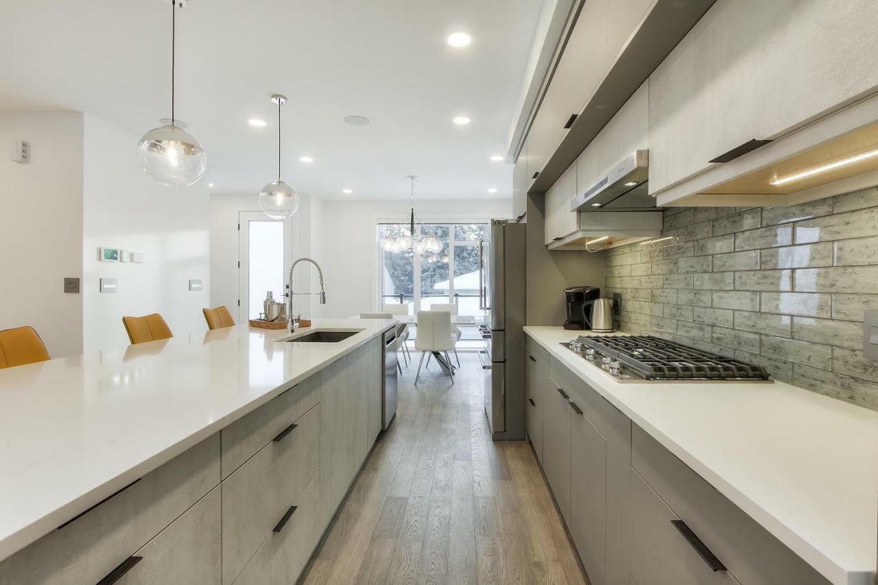 New Luxury Townhome * Edmonton