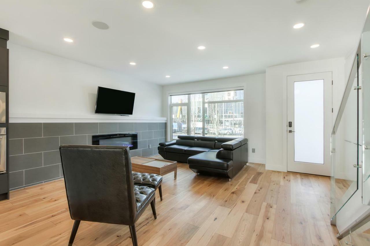 New Luxury Townhome Edmonton