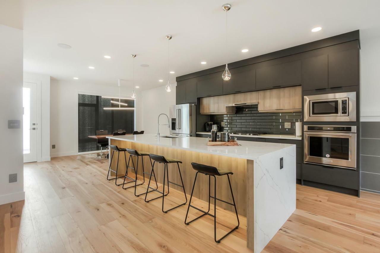 New Luxury Townhome Edmonton