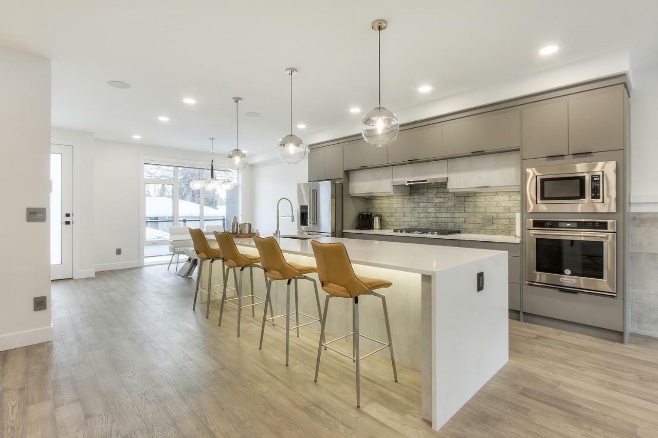 New Luxury Townhome