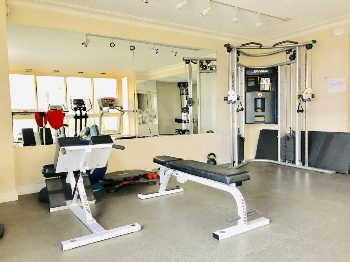 Apartment Modern Condo, 1 Bed 1 Bath, Downtown Edmonton, City Skyline View - Free Heated Underground Parking!