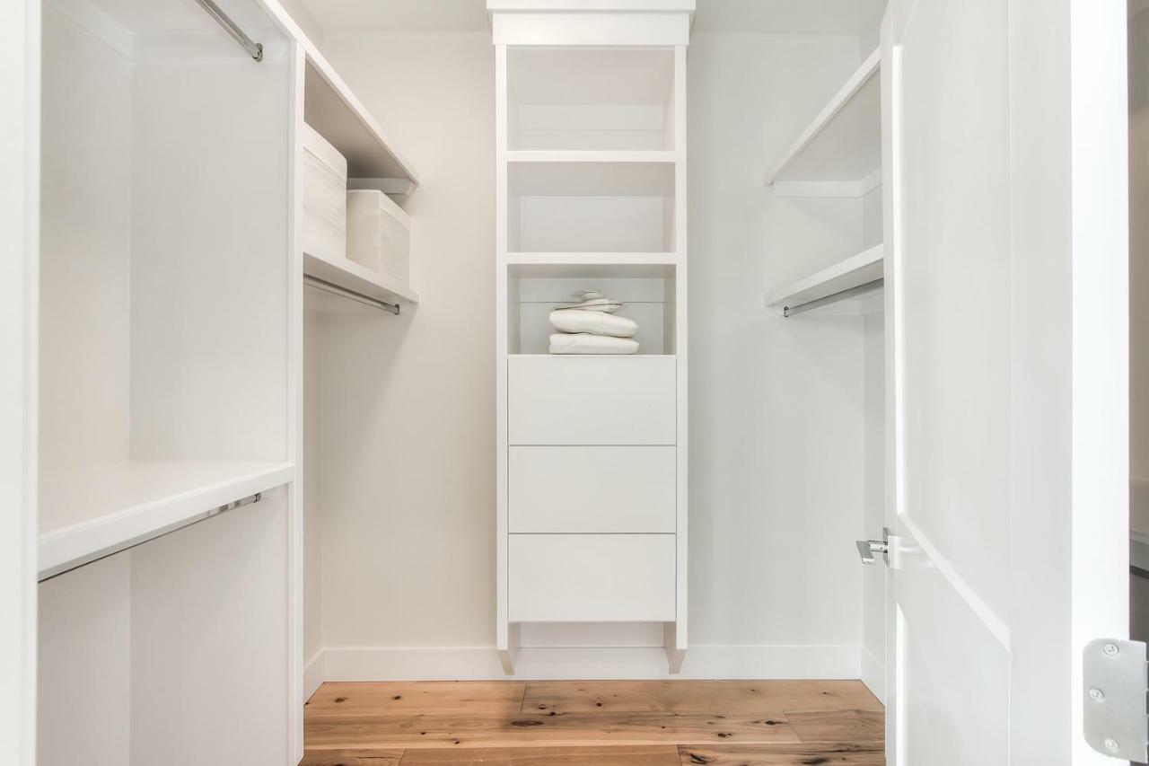 New Luxury Townhome Edmonton