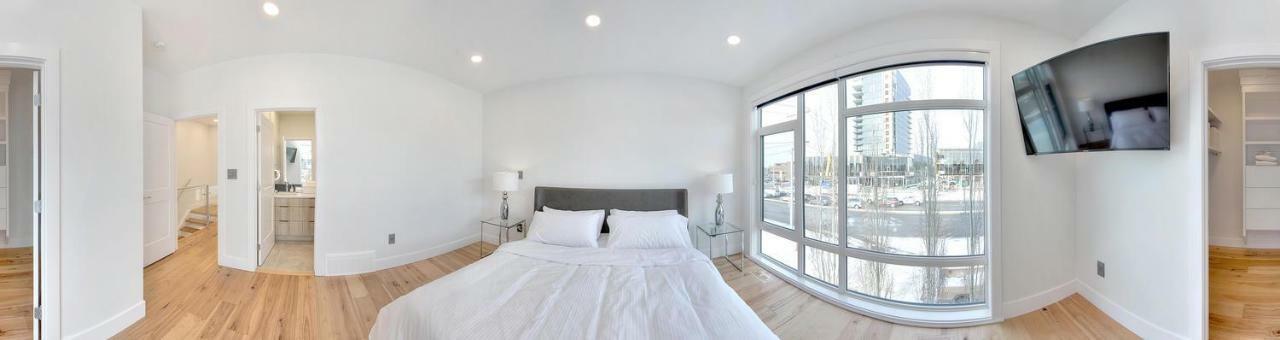 Holiday home New Luxury Townhome Edmonton