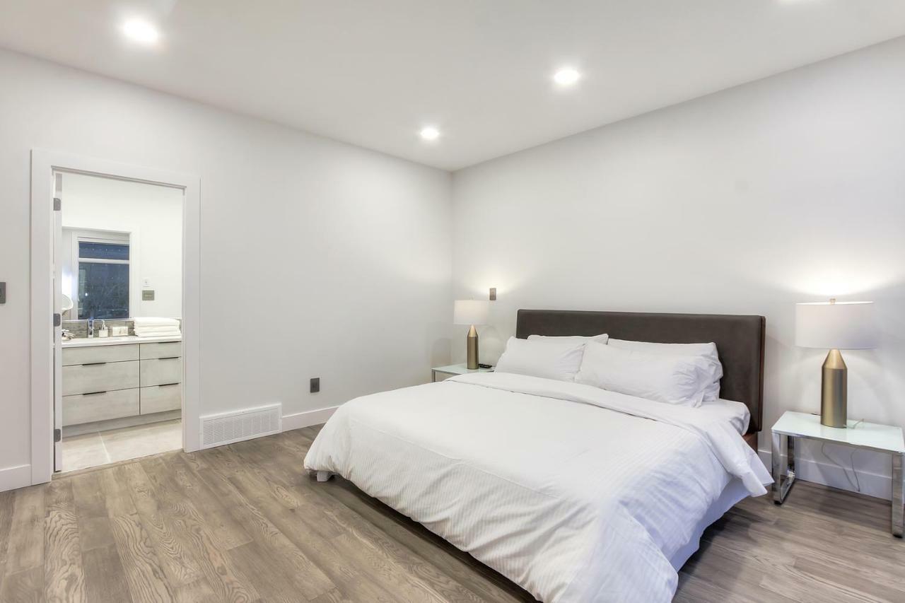 New Luxury Townhome * Edmonton