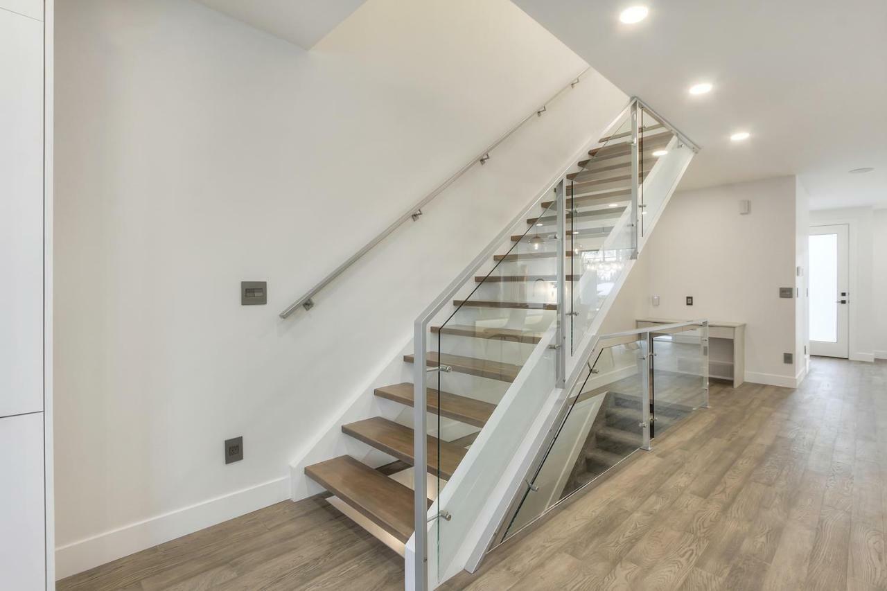 Holiday home New Luxury Townhome Edmonton