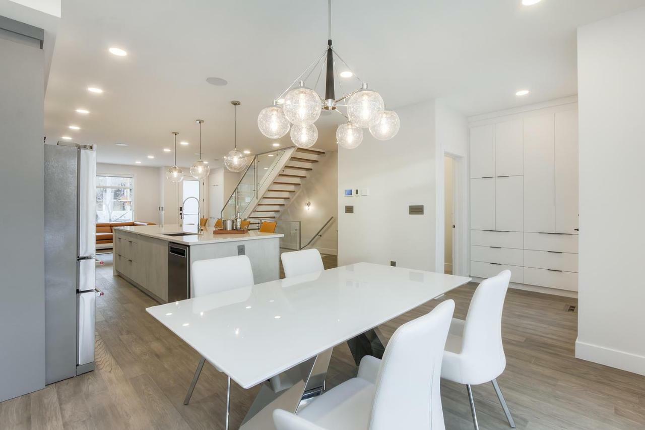 New Luxury Townhome Edmonton