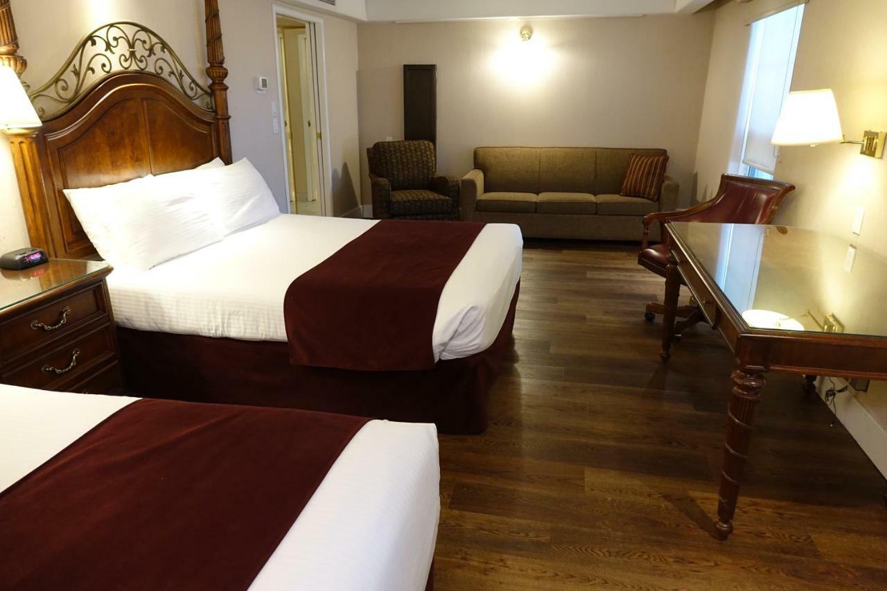 Chateau Louis & Conference Centre Hotel Edmonton