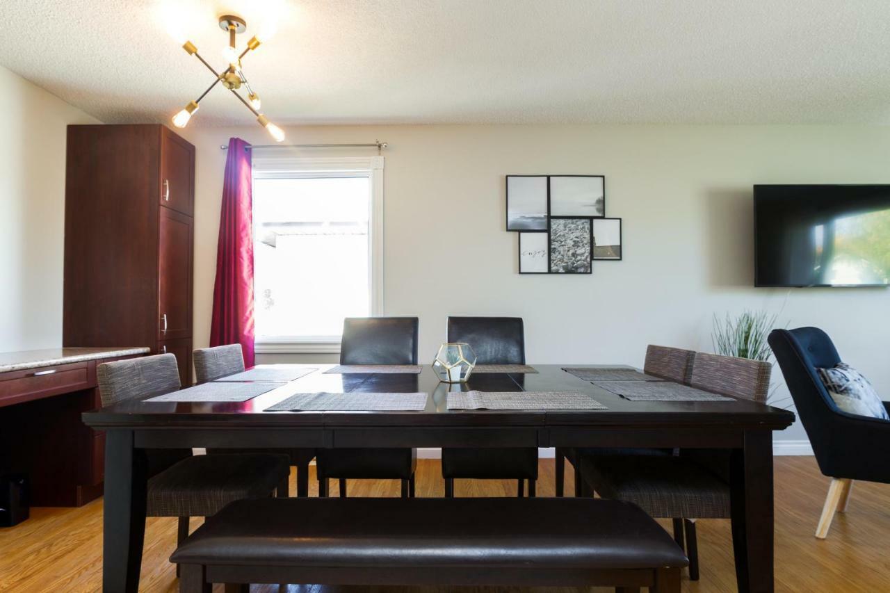 Spacious 6bed 2bath Near Wem, W Free Parking & Wifi! * Edmonton