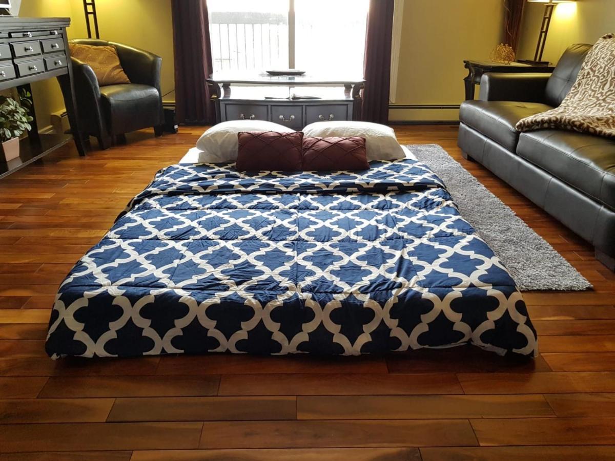 Apartment Modern Condo, 1 Bed 1 Bath, Downtown Edmonton, City Skyline View - Free Heated Underground Parking! Edmonton