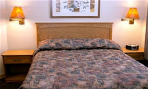 Days & By Wyndham West Hotel 3*