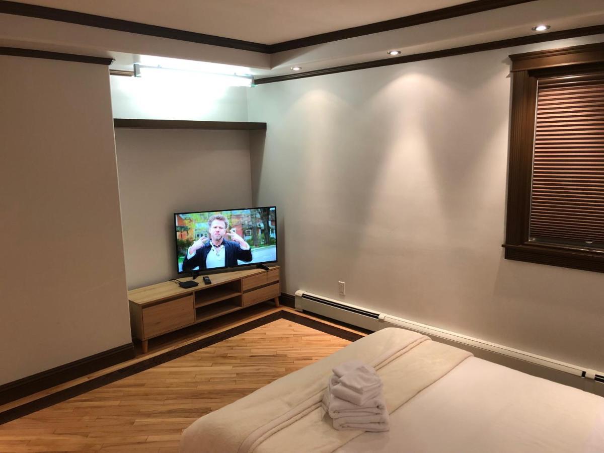 Luxury One Bed/bath W/ Parking On Whyte Ave Apartment Edmonton