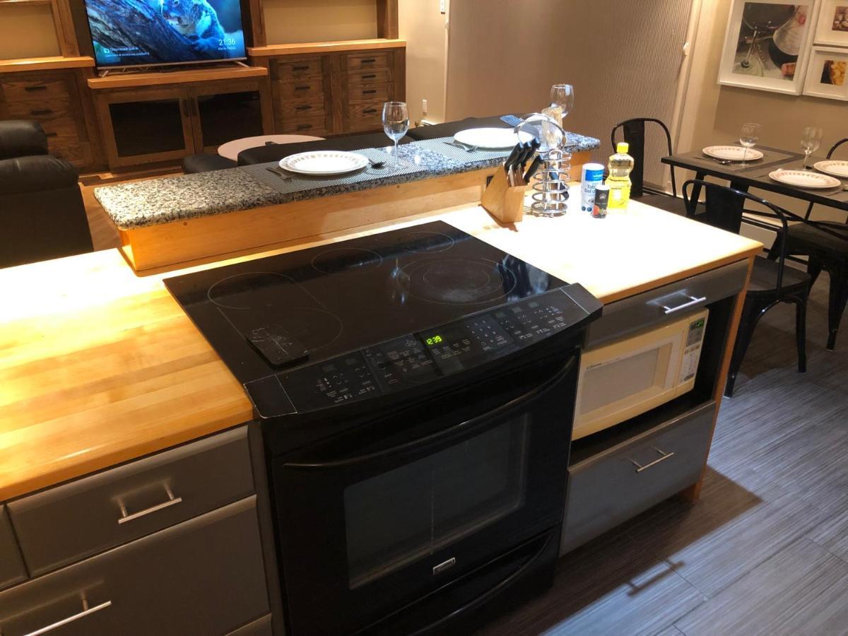 Luxury One Bed/bath W/ Parking On Whyte Ave Apartment *