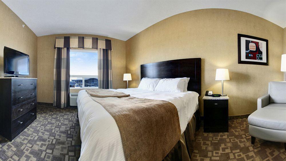Western South & 3* Edmonton