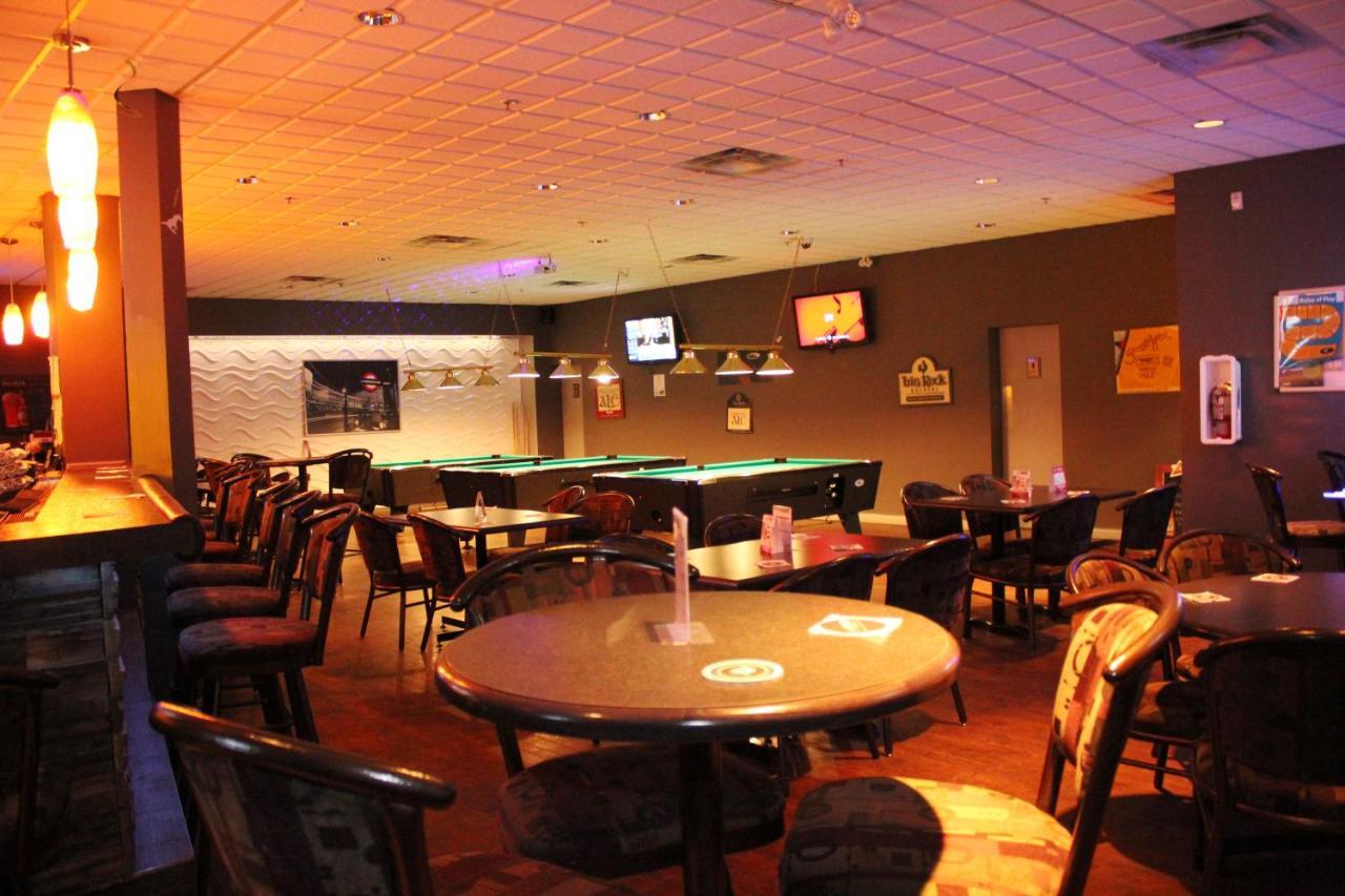 Hotel Ramada By Wyndham South Edmonton