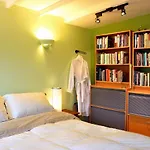 Mediterranean Edmonton B&B
